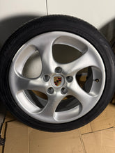 Load image into Gallery viewer, PORSCHE 911 996 Turbo twist II, 18 Inch 8J ET50, Alloy Wheels (2)