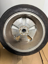 Load image into Gallery viewer, 18'' GENUINE VW BEETLE MK5 TWISTER ALLOY WHEELS TYRES ALLOYS 5C0601025J