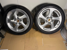 Load image into Gallery viewer, PORSCHE 911 996 Turbo twist II, 18 Inch 8J ET50, Alloy Wheels (2)
