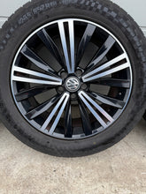 Load image into Gallery viewer, VOLKSWAGEN TIGUAN 18” ALLOY WHEELS WITH TYRES 5NA601025C x4 5x112