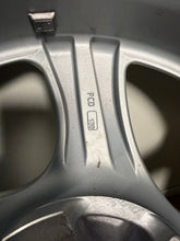 Load image into Gallery viewer, PORSCHE 911 996 Turbo twist II, 18 Inch 8J ET50, Alloy Wheels (2)