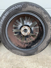 Load image into Gallery viewer, VOLKSWAGEN TIGUAN 18” ALLOY WHEELS WITH TYRES 5NA601025C x4 5x112