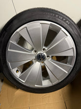Load image into Gallery viewer, 18'' GENUINE VW BEETLE MK5 TWISTER ALLOY WHEELS TYRES ALLOYS 5C0601025J