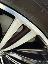 Load image into Gallery viewer, VOLKSWAGEN TIGUAN 18” ALLOY WHEELS WITH TYRES 5NA601025C x4 5x112