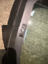 Load image into Gallery viewer, AUDI TT MK1 8N (98-06) ROADSTER CONVERTIBLE SOFT TOP ROOF REAR GLASS WINDOW
