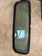 Load image into Gallery viewer, AUDI TT MK1 8N (98-06) ROADSTER CONVERTIBLE SOFT TOP ROOF REAR GLASS WINDOW
